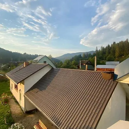 Medova Hata Maison d'hôtes Verkhnyaya Rozhanka