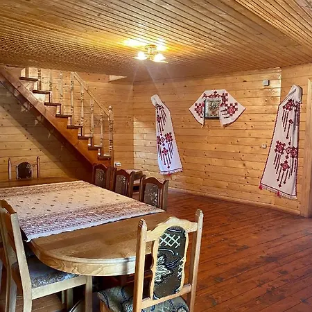 Medova Hata Guest house Verkhnyaya Rozhanka