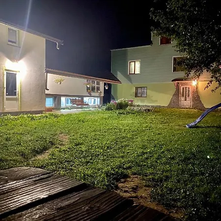 Medova Hata Guest house *