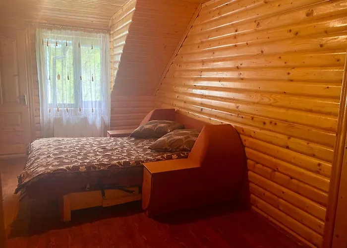 Medova Hata * Verkhnyaya Rozhanka